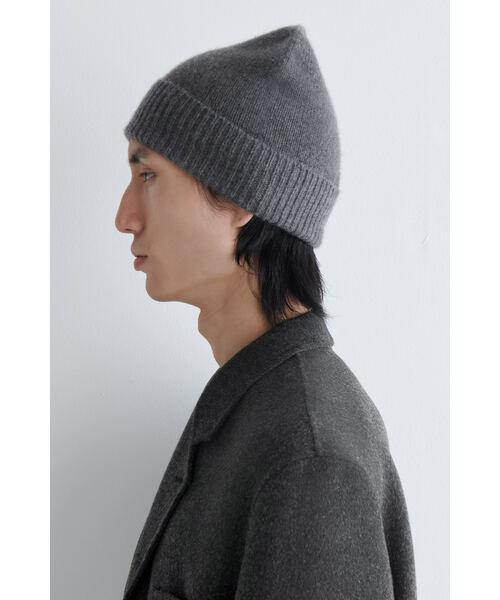 COS(コス)の「ピュアカシミヤビーニー(ニットキャップ/ビーニー・レディース・ブラック/ダークグレー/グリーン系その他・ONESIZE)」の6枚目の写真
