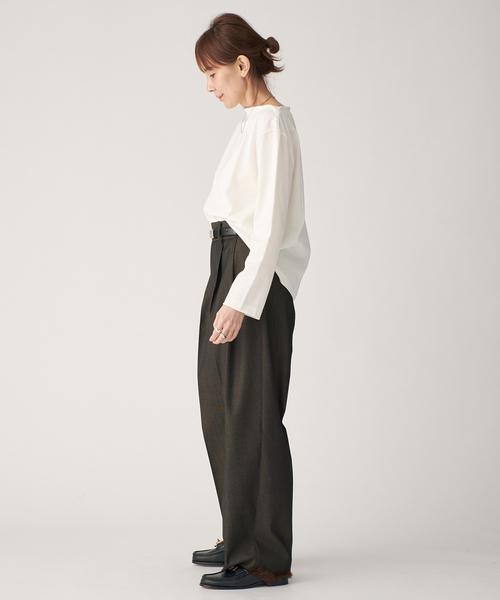 VERMEIL par iena(ヴェルメイユパーイエナ)の「Paralleled cotton プルオーバー(Tシャツ/カットソー・レディース・ブラック/ブラウン/ホワイト・FREE)」の8枚目の写真