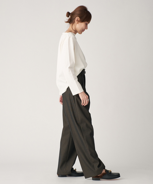 VERMEIL par iena(ヴェルメイユパーイエナ)の「Paralleled cotton プルオーバー(Tシャツ/カットソー・レディース・ブラック/ブラウン/ホワイト・FREE)」の10枚目の写真