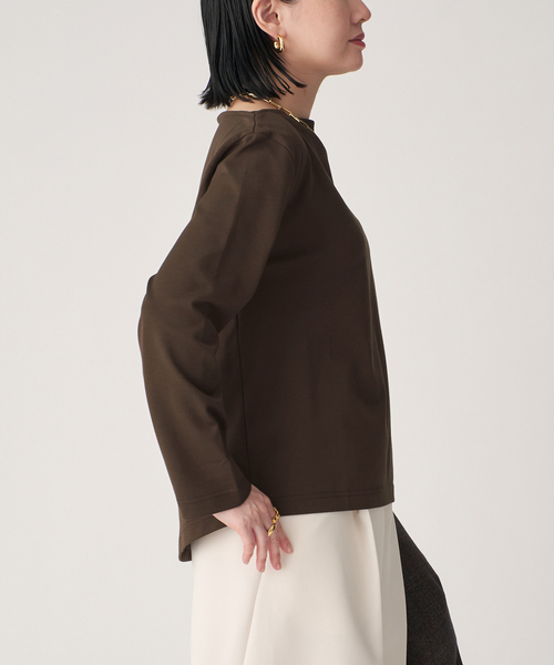 VERMEIL par iena(ヴェルメイユパーイエナ)の「Paralleled cotton プルオーバー(Tシャツ/カットソー・レディース・ブラック/ブラウン/ホワイト・FREE)」の13枚目の写真