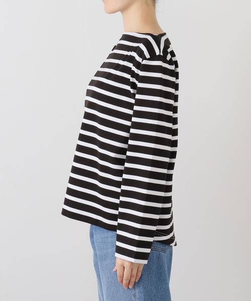 VERMEIL par iena(ヴェルメイユパーイエナ)の「Paralleled cotton プルオーバー(Tシャツ/カットソー・レディース・ブラック/ブラウン/ホワイト・FREE)」の21枚目の写真