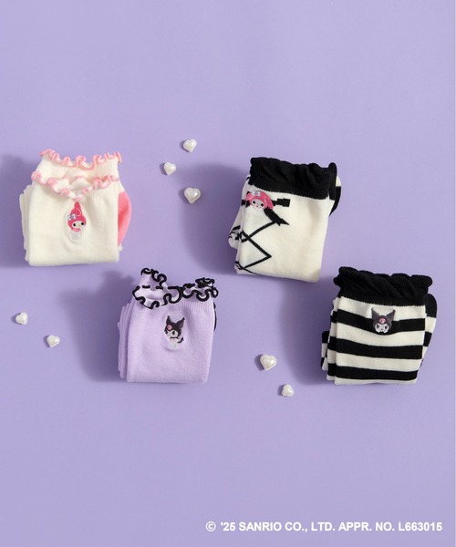 sanrio（サンリオ）の「【サンリオキャラクターズ】ワンポイント刺繍ハイソックス（ソックス/靴下・キッズ・ブラック/カラフル/アイボリー/ラベンダー・13-15cm/16-18cm/19-21cm）」の5枚目の写真