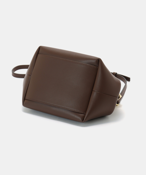 GANNI(ガニー)の「GANNI / ガニー Ganni Bou Bag Small(ショルダーバッグ・レディース・ブラック/ブラウン・FREE)」の10枚目の写真