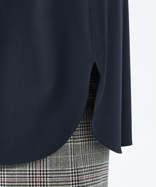MACKINTOSH PHILOSOPHY（ﾏｯｷﾝﾄｯｼｭ ﾌｨﾛｿﾌｨｰ）の「ウールトロバンドカラーシャツ（シャツ/ブラウス・レディース・チャコールグレー/ブルー系その他7/ダークネイビー・36/38）」の12枚目の写真
