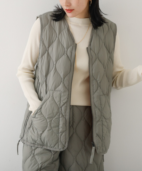 abahouse mavie（アバハウスマヴィ）の「【TAION】 Wジップ ダウンベスト（ダウンベスト・レディース・ブラック/セージグリーン・フリー）」の2枚目の写真