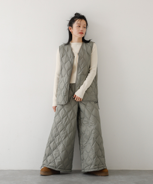 abahouse mavie（アバハウスマヴィ）の「【TAION】 Wジップ ダウンベスト（ダウンベスト・レディース・ブラック/セージグリーン・フリー）」の17枚目の写真