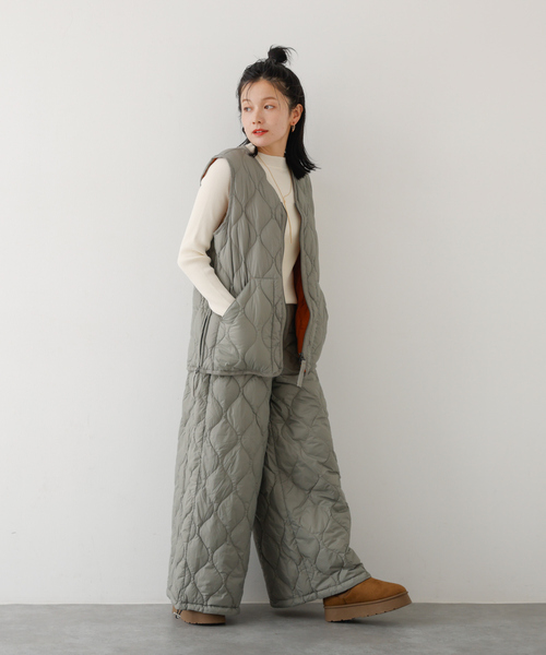 abahouse mavie（アバハウスマヴィ）の「【TAION】 Wジップ ダウンベスト（ダウンベスト・レディース・ブラック/セージグリーン・フリー）」の18枚目の写真