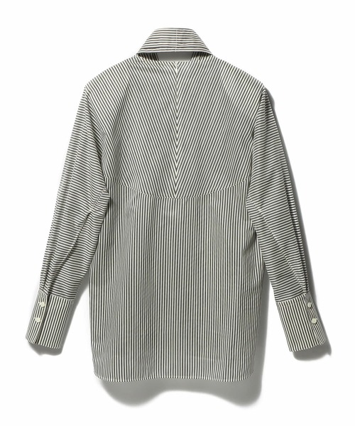 ESTNATION(エストネーション)の「ESSENCEOFLUXURY / ストライプハイネックブラウス(シャツ/ブラウス・レディース・ダークグレー・36/38)」の2枚目の写真