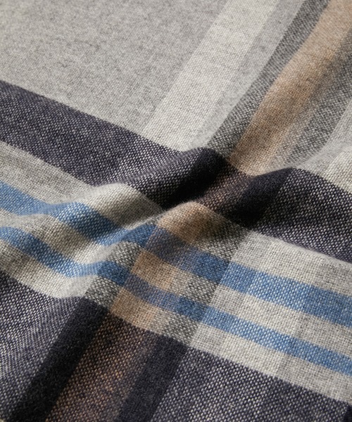 KATHARINE HAMNETT LONDON （キャサリンハムネットロンドン）の「KATHARINE HAMNETT LONDON/キャサリンハムネットロンドン カシミヤ100% チェックマフラー（マフラー・メンズ・ライトグレー/ベージュ/ネイビー・FREE）」の13枚目の写真