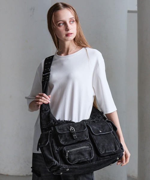 CLEL(クレイル)の「【CLEL】Fringe/Basic Denim Shoulder Bag / フリンジ/ベーシック デニムショルダーバッグ(ショルダーバッグ・メンズ・ブラック系/グレー/ブルー系・FREE)」の17枚目の写真