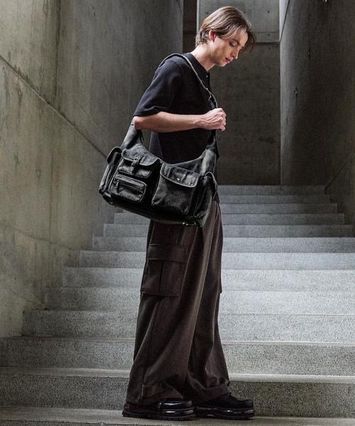 CLEL(クレイル)の「【CLEL】Fringe/Basic Denim Shoulder Bag / フリンジ/ベーシック デニムショルダーバッグ(ショルダーバッグ・メンズ・ブラック系/グレー/ブルー系・FREE)」の10枚目の写真