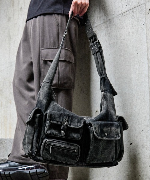 CLEL(クレイル)の「【CLEL】Fringe/Basic Denim Shoulder Bag / フリンジ/ベーシック デニムショルダーバッグ(ショルダーバッグ・メンズ・ブラック系/グレー/ブルー系・FREE)」の15枚目の写真