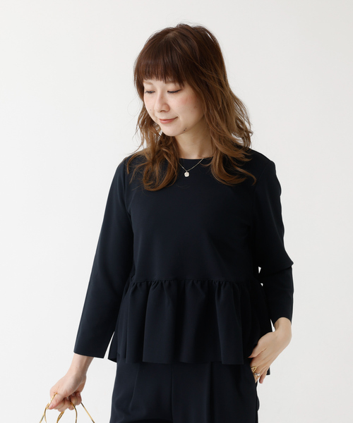 DESIGNWORKS(デザインワークス)の「【セットアップ対応】ぺプラムトップス(シャツ/ブラウス・レディース・アイボリー/ブラック/ネイビー・フリー)」の4枚目の写真