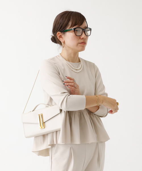 DESIGNWORKS(デザインワークス)の「【セットアップ対応】ぺプラムトップス(シャツ/ブラウス・レディース・アイボリー/ブラック/ネイビー・フリー)」の11枚目の写真