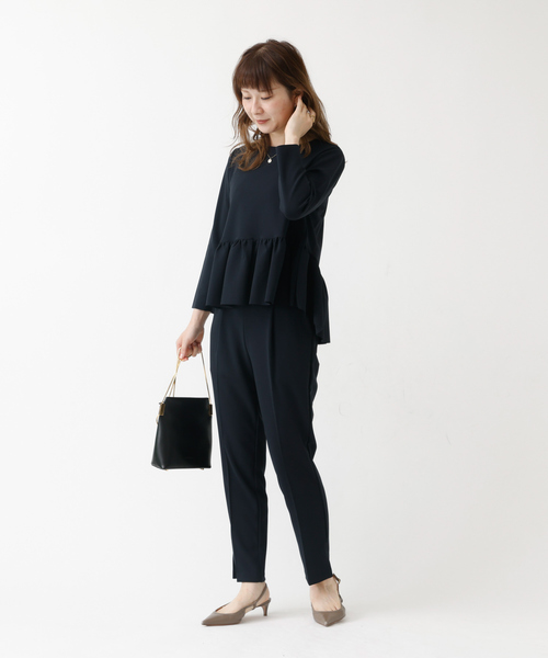 DESIGNWORKS(デザインワークス)の「【セットアップ対応】ぺプラムトップス(シャツ/ブラウス・レディース・アイボリー/ブラック/ネイビー・フリー)」の15枚目の写真