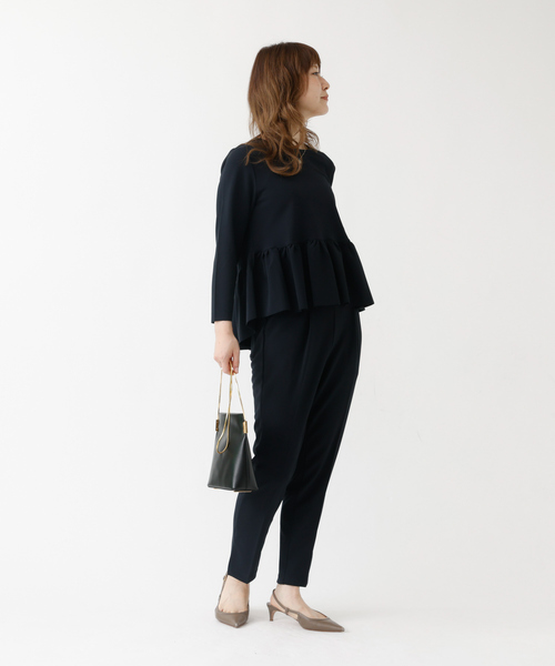 DESIGNWORKS(デザインワークス)の「【セットアップ対応】ぺプラムトップス(シャツ/ブラウス・レディース・アイボリー/ブラック/ネイビー・フリー)」の16枚目の写真