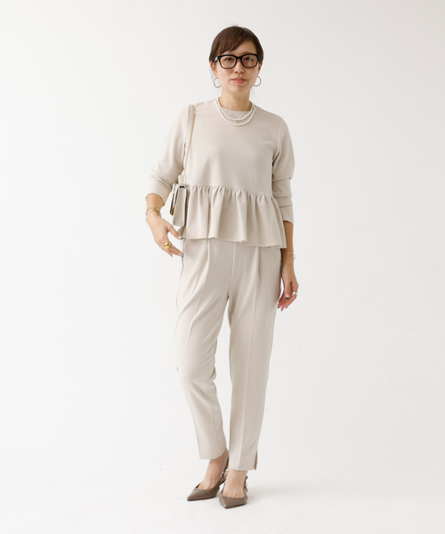 DESIGNWORKS(デザインワークス)の「【セットアップ対応】ぺプラムトップス(シャツ/ブラウス・レディース・アイボリー/ブラック/ネイビー・フリー)」の17枚目の写真