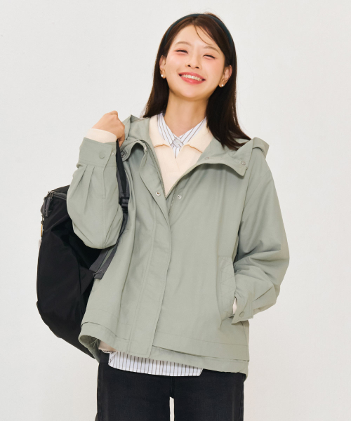 CHASECULT(チェイスカルト)の「レディース フードジャケット - カーキ(ナイロンジャケット・レディース・カーキ・90/85)」の5枚目の写真