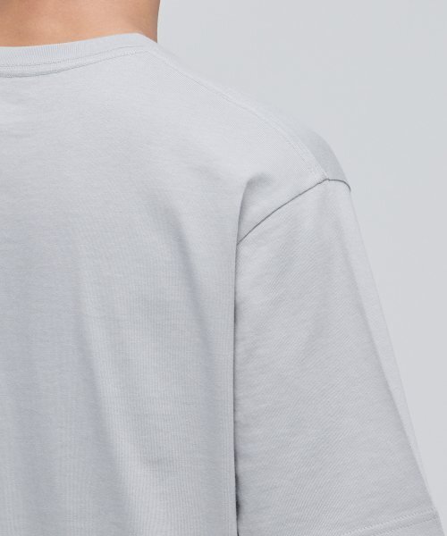 MUSINSA STANDARD（ムシンサスタンダード）の「レイヤードクルーネックTシャツ_ロング丈 [ライトグレー]（Tシャツ/カットソー・メンズ・その他・SMALL/MEDIUM/X-SMALL）」の7枚目の写真
