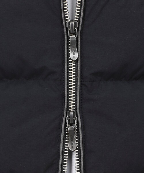 Stutostein Nolley's（シュテットシュタインノーリーズ）の「【komatsu/小松マテーレ】《ダントツ撥水》ダウンジャケット/スリムシルエット/25AW（ダウンジャケット/コート・メンズ・ネイビー/オリーブ/ブラック・S/M/L/XL）」の4枚目の写真