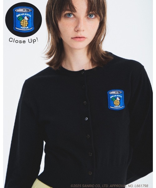FURFUR（ファーファー）の「HELLO KITTYワッペンカーディガン（カーディガン/ボレロ・レディース・ブルー/ブラック/ホワイト/レッド・F）」の3枚目の写真