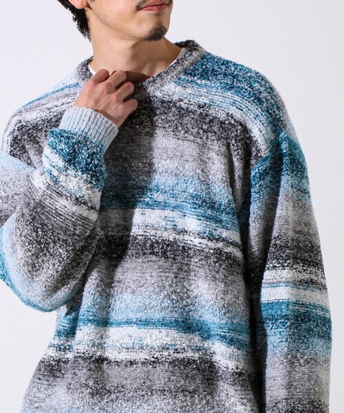 GLOSTER（グロスター）の「【ふんわり立体感】グラデーションブークレプルオーバー（ニット/セーター・メンズ・イエロー系その他/パープル系その他/ブルー系その他・S/M/L）」の8枚目の写真