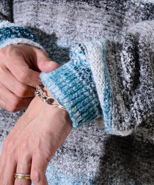 GLOSTER（グロスター）の「【ふんわり立体感】グラデーションブークレプルオーバー（ニット/セーター・メンズ・イエロー系その他/パープル系その他/ブルー系その他・S/M/L）」の11枚目の写真