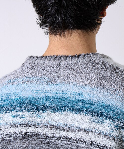 GLOSTER（グロスター）の「【ふんわり立体感】グラデーションブークレプルオーバー（ニット/セーター・メンズ・イエロー系その他/パープル系その他/ブルー系その他・S/M/L）」の13枚目の写真