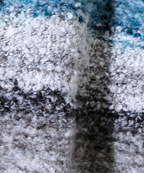 GLOSTER（グロスター）の「【ふんわり立体感】グラデーションブークレプルオーバー（ニット/セーター・メンズ・イエロー系その他/パープル系その他/ブルー系その他・S/M/L）」の14枚目の写真