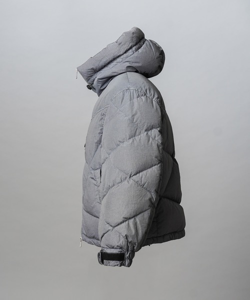 MAISON SPECIAL(メゾンスペシャル)の「《UNISEX》Garment-dye Prime-Over Hood Down Jacket/ガーメントダイプライムオーバーフードダウンブルゾン【MAISON SPECIAL/メゾンスペシャル】(ダウンジャケット/コート・メンズ・ブラック/チャコールグレー/ブルー・0/1/2)」の4枚目の写真