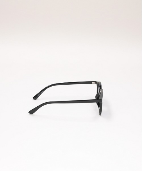 Right-on（ライトオン）の「【Right-on Basic】UVカット サングラス (ファッションアクセサリー / 軽量 / デイリーユース / シンプル)（サングラス・メンズ・ブラック・ONE SIZE）」の4枚目の写真