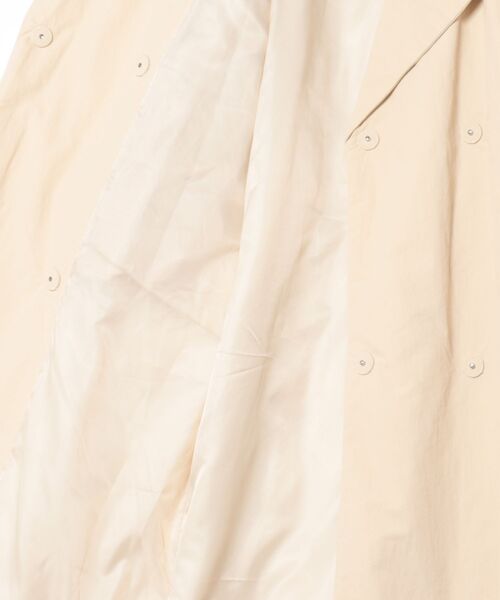 CLANE(クラネ)の「CLANE COLOR DOWN CHESTER COAT(その他アウター・レディース・オフホワイト/ブラック・1/2)」の4枚目の写真