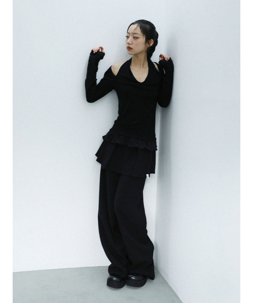 UGLY SHADOW(アグリーシャドウ)の「スカーフファーフリルTシャツ(ブラック)(Tシャツ/カットソー・レディース・その他・FREE)」の2枚目の写真