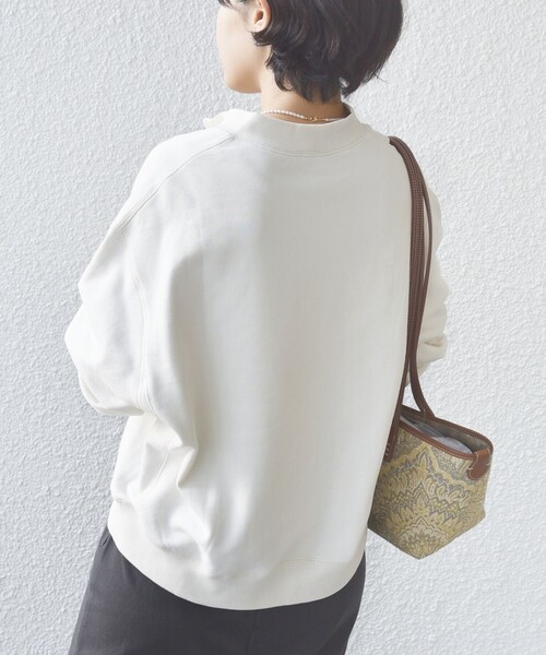 SHIPS（シップス）の「【SHIPS別注】TENNESSEE:〈洗濯機可能〉ハーフ ジップ スウェット（スウェット・レディース・アイボリー/チャコールグレー・ONE SIZE）」の18枚目の写真