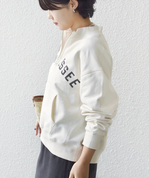 SHIPS（シップス）の「【SHIPS別注】TENNESSEE:〈洗濯機可能〉ハーフ ジップ スウェット（スウェット・レディース・アイボリー/チャコールグレー・ONE SIZE）」の19枚目の写真
