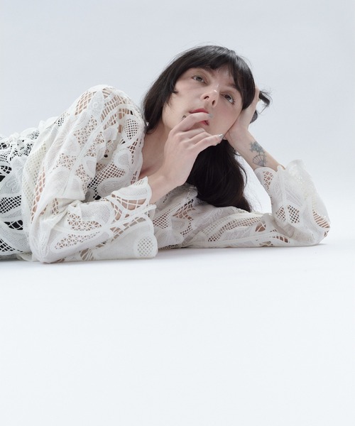 Shelly island（シェリーアイランド）の「レース編みカーディガン（カーディガン/ボレロ・レディース・ホワイト/ブラック・FREE）」の6枚目の写真