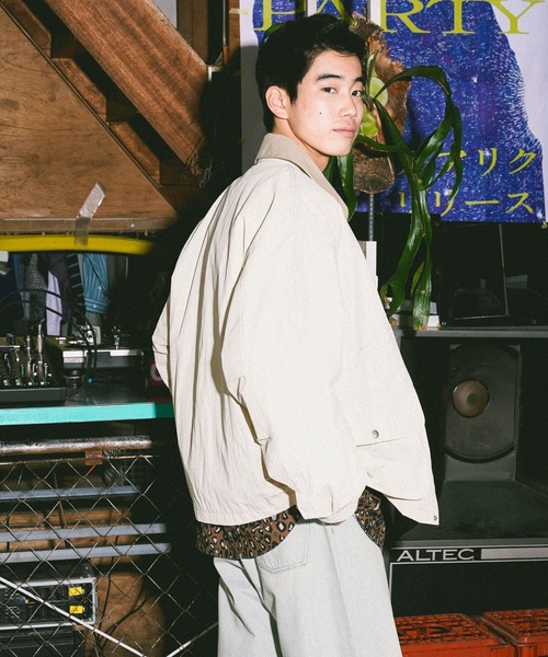 niko and...（ニコアンド）の「ハンティングブルゾン（ブルゾン・メンズ・インディゴブルー/カーキ/アイボリー・MEDIUM/LARGE）」の5枚目の写真