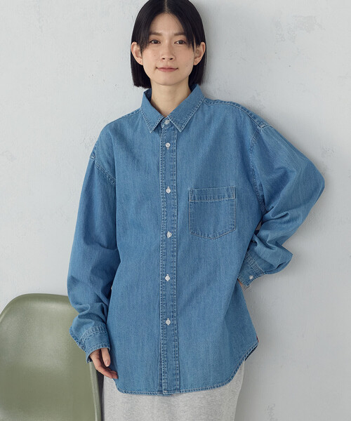 ONIGIRI（オニギリ）の「デニムビックシャツ（シャツ/ブラウス・レディース・グレー/サックスブルー・FREE）」の2枚目の写真