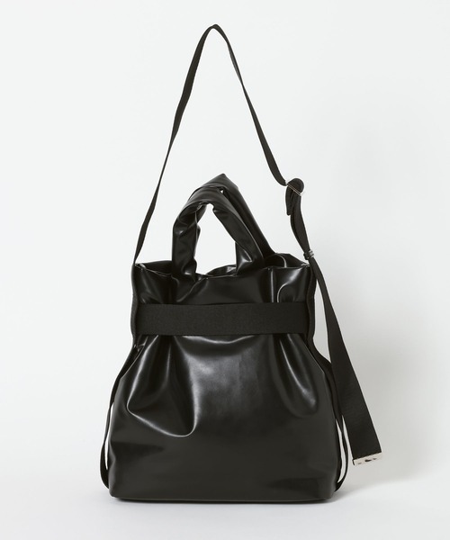 OUTDOOR PRODUCTS（アウトドアプロダクツ）の「【HEREIAM】OUTDOOR PRODUCTS別注/2WAYベルトトートバッグS(ﾚｻﾞｰ)（トートバッグ・レディース・ブラック・FREE）」の6枚目の写真