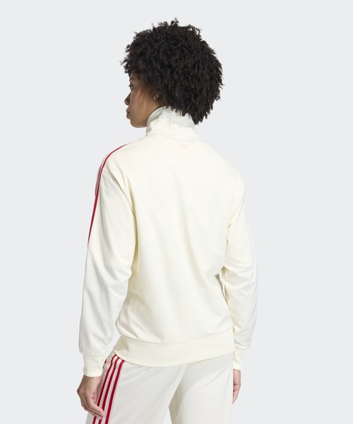 adidas（アディダス）の「ファイヤーバード トラックトップ ルーズ / ジャージ / トラックジャケット / アディダスオリジナルス adidas Originals（ジャージ・レディース・ベージュ・XX-LARGE/MEDIUM/LARGE/X-LARGE/X-SMALL/SMALL）」の2枚目の写真