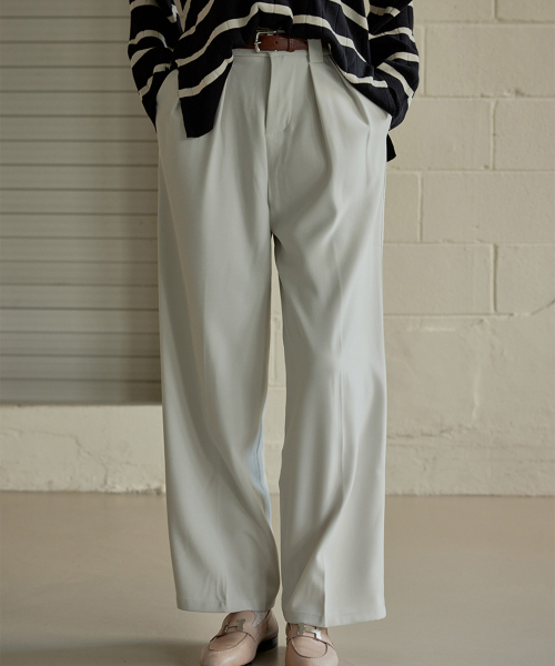 HYBERNAT(ハイバーナット)の「Wide Slacks - IVORY(スラックス・レディース・その他・SMALL/MEDIUM)」の2枚目の写真