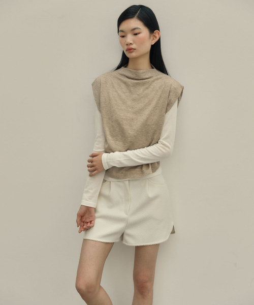 OURO（アウロ）の「TWEED SHORTS [ CREAM ]（その他パンツ・レディース・その他・SMALL/MEDIUM）」の2枚目の写真