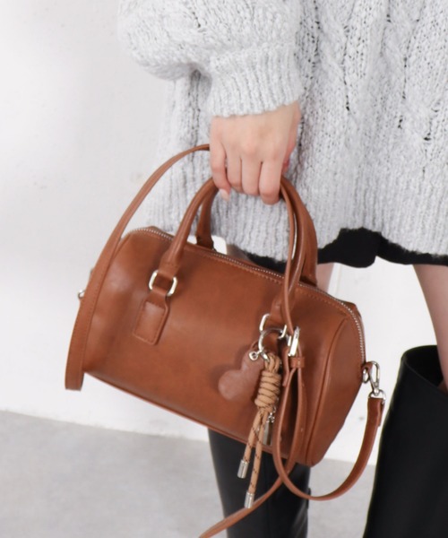 archives（アルシーヴ）の「チャーム付きボストンバッグ（ボストンバッグ・レディース・キャメル/アイボリー/ブラック・FREE）」の9枚目の写真