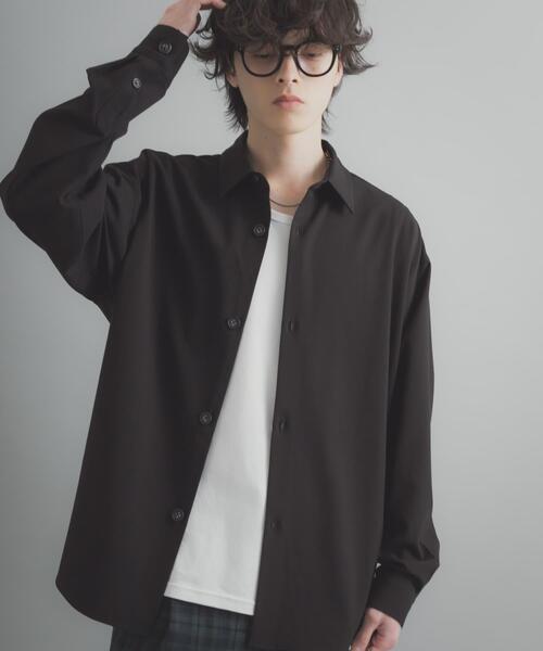 SENSE OF PLACE by URBAN RESEARCH（センスオブプレイスバイアーバンリサーチ）の「『ユニセックス』『イージーケア』カラールーズシャツ（シャツ/ブラウス・メンズ・ブラック/チャコールグレー/ライトブルー/ネイビー/ライトベージュ・MEDIUM/LARGE）」の7枚目の写真