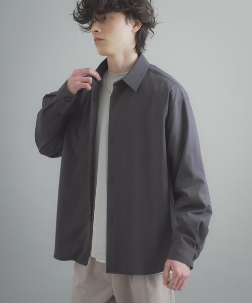 SENSE OF PLACE by URBAN RESEARCH（センスオブプレイスバイアーバンリサーチ）の「『ユニセックス』『イージーケア』カラールーズシャツ（シャツ/ブラウス・メンズ・ブラック/チャコールグレー/ライトブルー/ネイビー/ライトベージュ・MEDIUM/LARGE）」の18枚目の写真