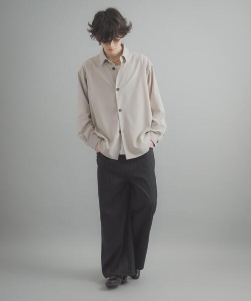 SENSE OF PLACE by URBAN RESEARCH(センスオブプレイスバイアーバンリサーチ)の「『ユニセックス』『イージーケア』カラールーズシャツ(シャツ/ブラウス・メンズ・ブラック/チャコールグレー/ライトブルー/ネイビー/ライトベージュ・MEDIUM/LARGE)」の13枚目の写真