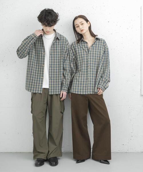 SENSE OF PLACE by URBAN RESEARCH(センスオブプレイスバイアーバンリサーチ)の「『ユニセックス』『イージーケア』カラールーズシャツ(シャツ/ブラウス・メンズ・ブラック/チャコールグレー/ライトブルー/ネイビー/ライトベージュ・MEDIUM/LARGE)」の19枚目の写真