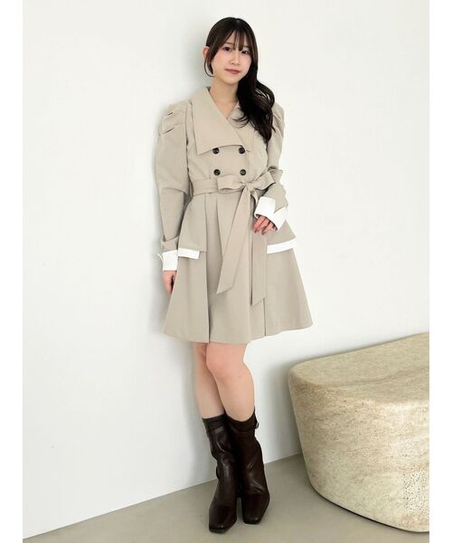 dazzlin（ダズリン）の「ビッグカラートレンチミニワンピース（ワンピース・レディース・グレー/ネイビー/ベージュ・MEDIUM/SMALL）」の17枚目の写真