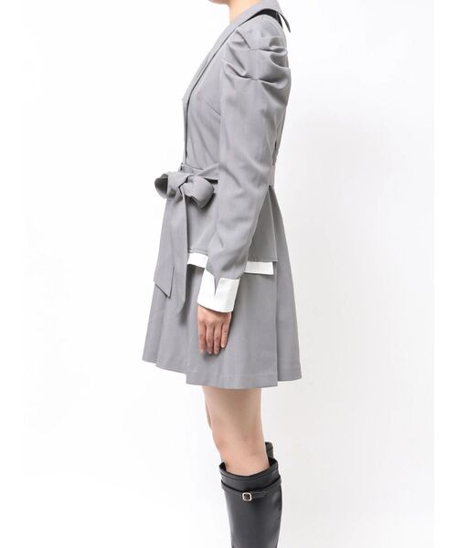 dazzlin（ダズリン）の「ビッグカラートレンチミニワンピース（ワンピース・レディース・グレー/ネイビー/ベージュ・MEDIUM/SMALL）」の19枚目の写真