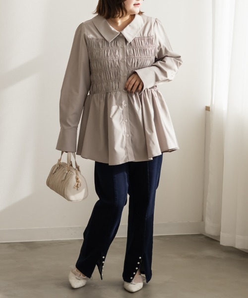 CLETTE(クレット)の「CLETTEオリジナルシャーリングフレアシャツ(シャツ/ブラウス・レディース・グレイッシュベージュ/チャコールグレー/ブルー・4L/3L/LL)」の8枚目の写真